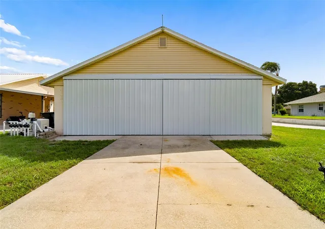 Photo 3 of Single family home for sale at 5150 Southwind Dr, Mulberry, FL 33860 | MLS# W7886535 | Listing updated on 2026-09-14