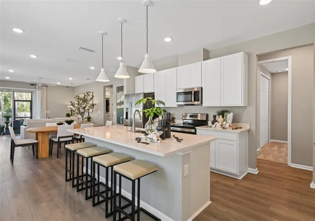 Photo 3 of Single family home for sale at 5862 Sunlit Bnd Way, Apollo Beach, FL 33572 | MLS# S5151485 | Listing updated on 2026-09-20