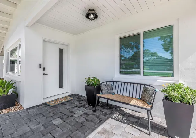 2nd image of 1109 Marine St, Clearwater, FL 33755 | MLS# TB8516918