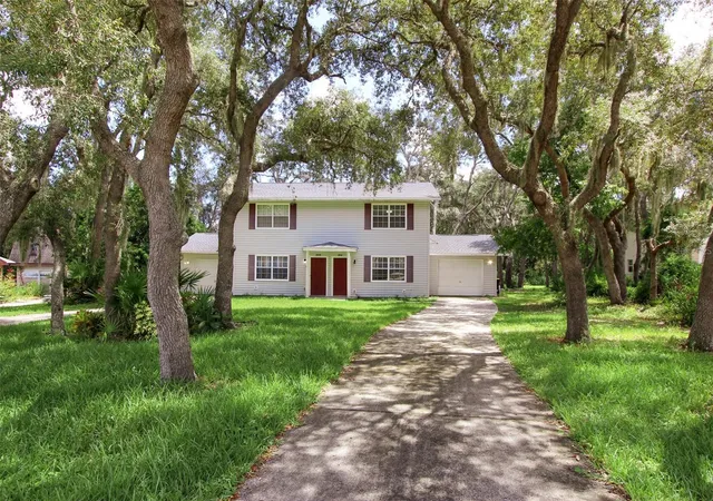 3rd image of 3818 Red Oak Ct, Lake Wales, FL 33898 | MLS# O6414909