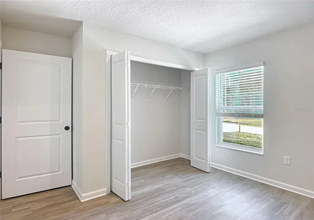 Listing Photo 2 - Condo for sale in building located at 15845 SW 33rd Ave Rd, Ocala, FL 34473 - Unit #
