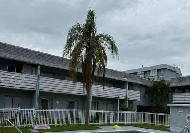 2nd image of 4251 Nw 5th St #121, Plantation, FL 33317 | MLS# O6414934