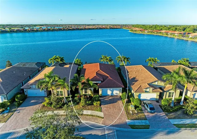 Photo 1 of Single family home for sale at 228 Maraviya Blvd, Nokomis, FL 34275 | MLS# A4696406 | Listing updated on 2026-09-13