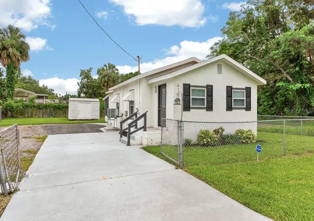 Photo 2 of Single family home for sale at 6101 Anna Ave, Gibsonton, FL 33534 | MLS# TB8516958 | Listing updated on 2026-09-12