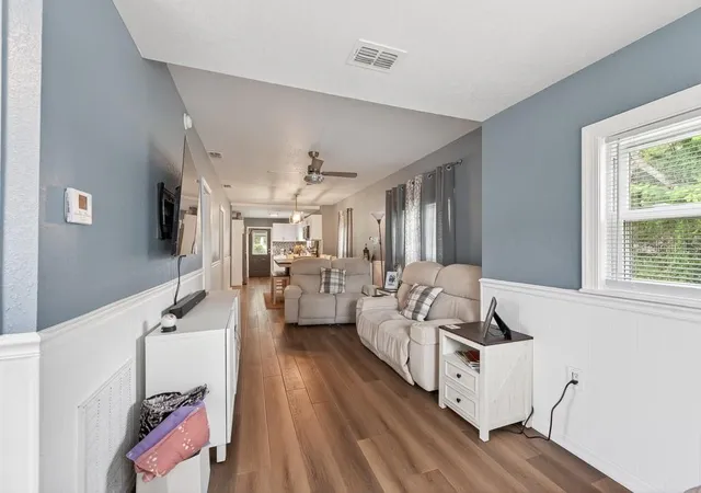 Photo 4 of Single family home for sale at 6101 Anna Ave, Gibsonton, FL 33534 | MLS# TB8516958 | Listing updated on 2026-09-12