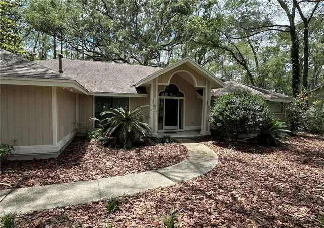 3rd image of 4722 Sw 88Th Dr, Gainesville, FL 32608 | MLS# GC541011