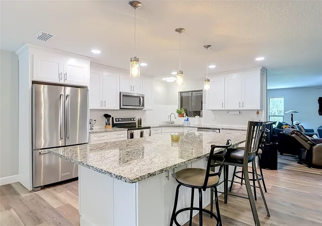 4th image of 670 Glen Cir, New Smyrna Beach, FL 32168 | MLS# O6414957