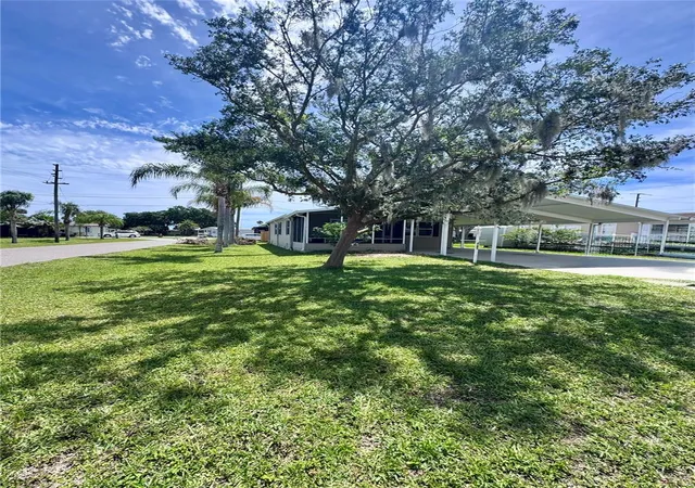 Homes for sale in Edgewater, FL | 4385 Maple Ave, Edgewater, FL 32141 | MLS# NS1088460