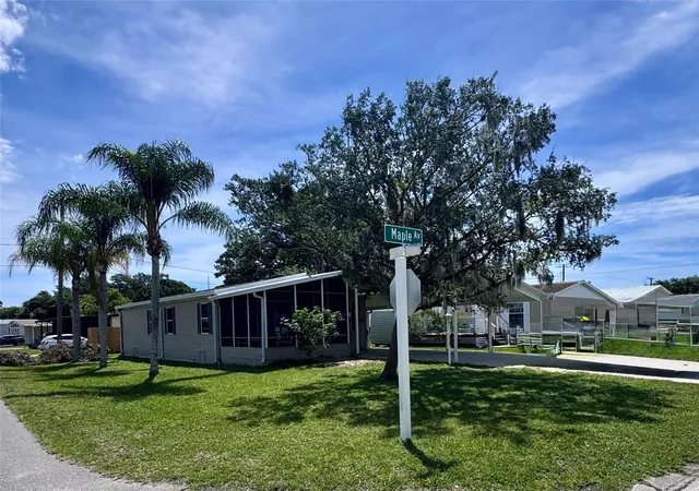 Homes for sale in Edgewater, FL | 4385 Maple Ave, Edgewater, FL 32141 | MLS# NS1088460