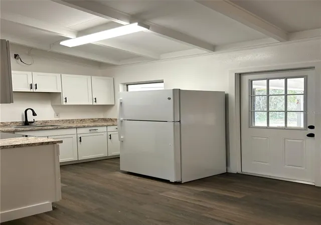 Photo 5 of Single family home for sale at 34798 Evergreen Way, Dade City, FL 33523 | MLS# TB8517007 | Listing updated on 2026-06-26