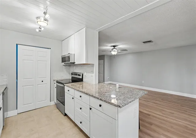 Photo 4 of House for sale at 1208 Highland Ave SE #121, Largo, FL 33771 | MLS# TB8517015 | Listing updated on 2026-08-26