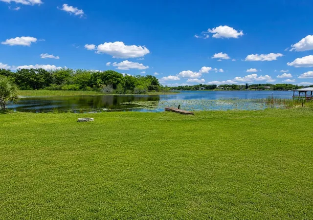 Photo 3 of Single family home for sale at 13619 Lake Blvd, Winter Garden, FL 34787 | MLS# G5113480 | Listing updated on 2026-06-25