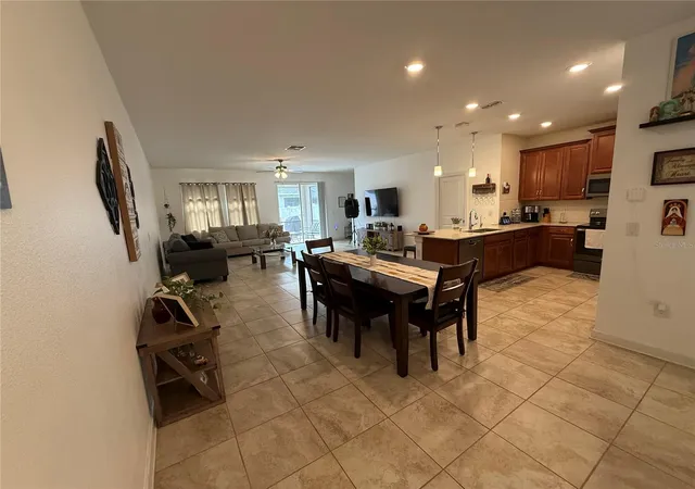 Photo 4 of Townhouse for sale at 12444 Turtle Grass Dr, Orlando, FL 32824 | MLS# S5151507 | Listing updated on 2026-08-12