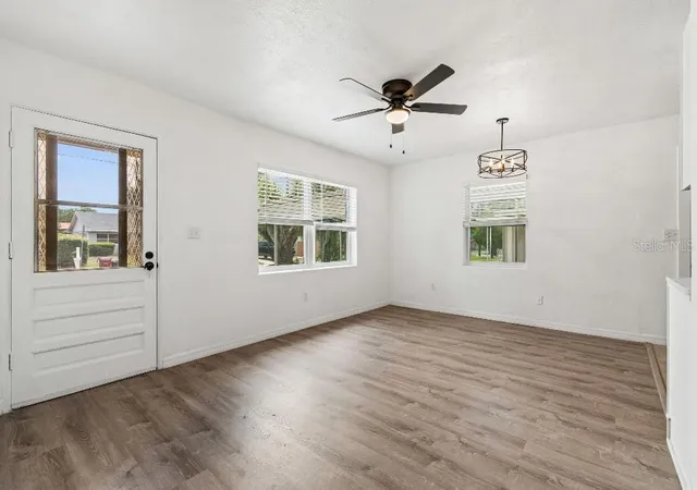 Photo 4 of Sale Pending at 203 Pevetty Dr, Plant City, FL 33563 | MLS# TB8517029 | Listing updated on 2026-09-03