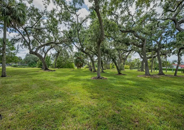55th image of 1400 Water View Dr W #104, Largo, FL 33771 | MLS# TB8517038