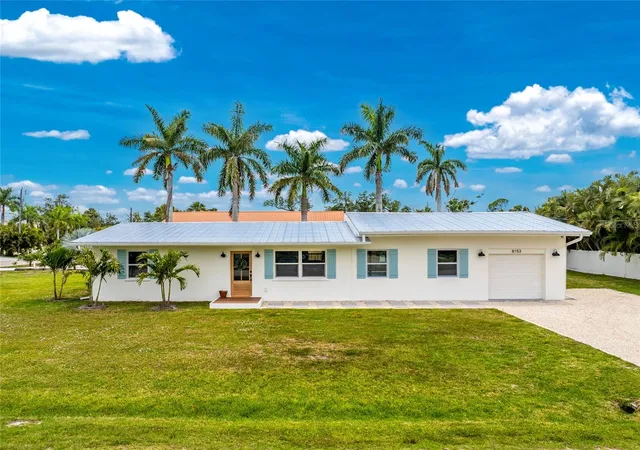 2nd image of 8153 Robert St, Englewood, FL 34224 | MLS# D6147738