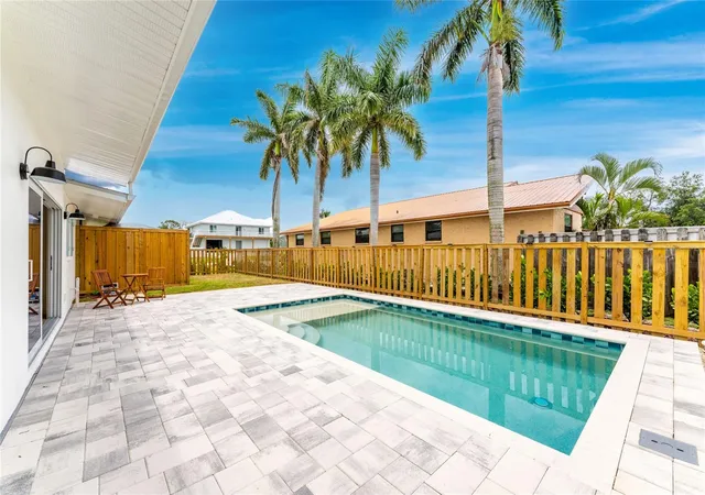 Photo 4 of Single family home for sale at 8153 Robert St, Englewood, FL 34224 | MLS# D6147738 | Listing updated on 2026-09-25