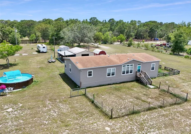 Photo 3 of Manufactured home for sale at 16947 Auburndale Ln, Spring Hill, FL 34610 | MLS# TB8517053 | Listing updated on 2026-08-05
