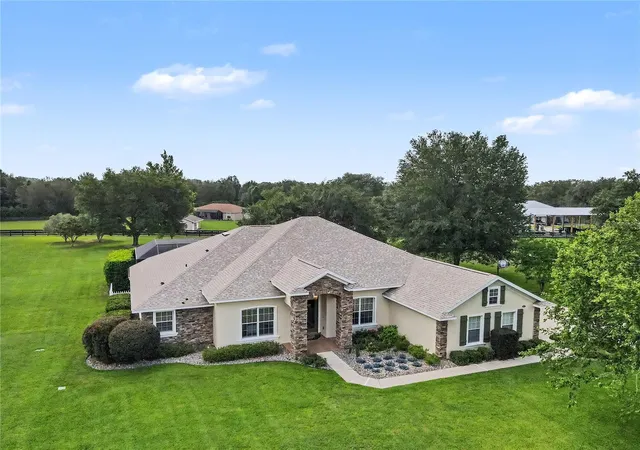 Homes for sale in Oxford, FL | 12913 County Road 104b, Oxford, FL 34484 | MLS# TB8517069