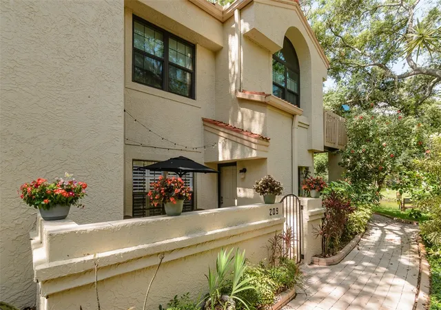 1st image of 209 Los Prados Dr #1313, Safety Harbor, FL 34695 | MLS# TB8517099
