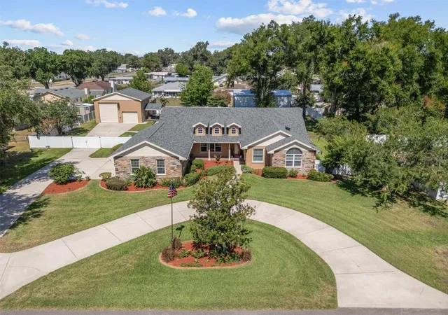 Homes for sale in Fort Meade, FL | 615 N Oak Ave, Fort Meade, FL 33841 | MLS# L4962580