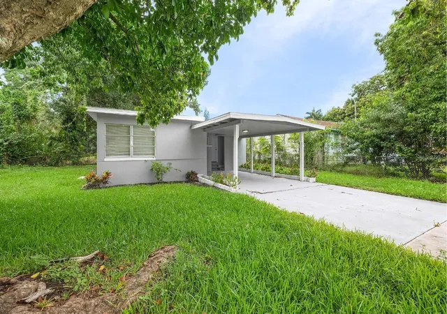 Photo 1 of Single family home for sale at 57 Cabana Ave, North Fort Myers, FL 33903 | MLS# O6415086 | Listing updated on 2026-09-02