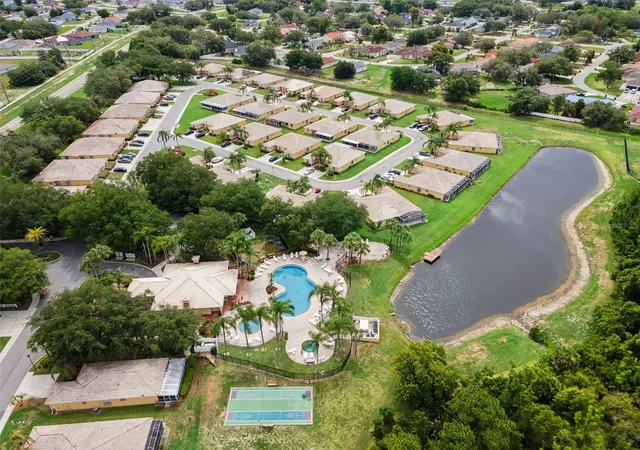 Homes for sale in Kissimmee, FL | 5101 Lake Marion Golf Resort, Kissimmee, FL 34759 | Houzeo