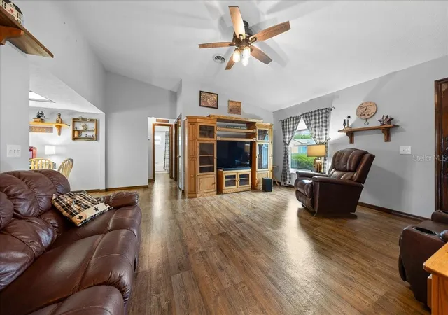 Homes for sale in Ocala, FL | 43 Banyan Dr, Ocala, FL 34472 | MLS# OM726260