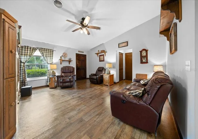 Homes for sale in Ocala, FL | 43 Banyan Dr, Ocala, FL 34472 | MLS# OM726260