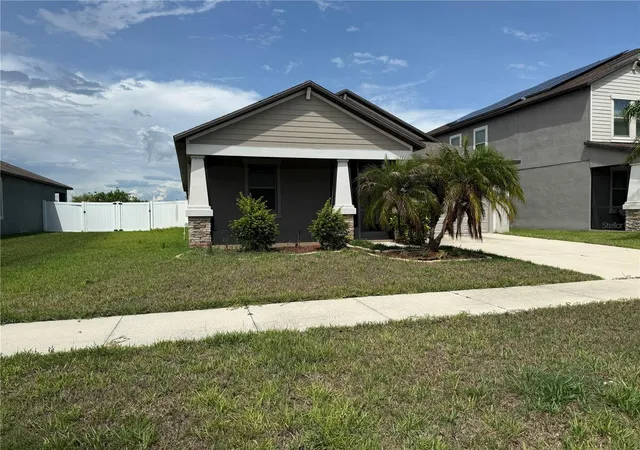 Photo 1 of Single family home for sale at 11865 Sunburst Marble Rd, Riverview, FL 33579 | MLS# O6415110 | Listing updated on 2026-08-17