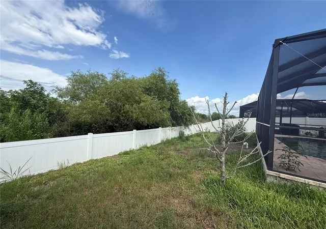 Photo 3 of Single family home for sale at 11865 Sunburst Marble Rd, Riverview, FL 33579 | MLS# O6415110 | Listing updated on 2026-08-17