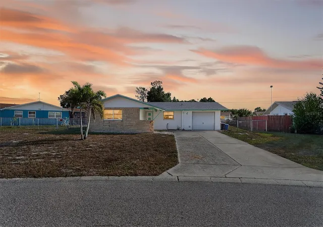 Photo 2 of Sale Pending at 7608 Redcoat Ave, Port Richey, FL 34668 | MLS# O6415117 | Listing updated on 2026-08-19