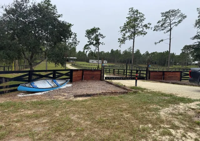 Photo 1 of Manufactured home for sale at 14270 SE 60 Street, Morriston, FL 32668 | MLS# O6415119 | Listing updated on 2026-10-07
