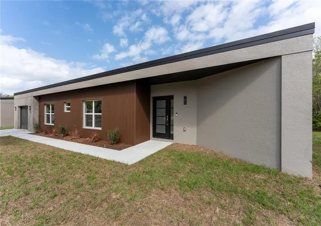 3rd image of 457 Riverview Ave, Sanford, FL 32771 | MLS# O6415125