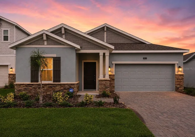 Homes for sale in Clermont, FL | 3012 Namaste Dr, Clermont, FL 34714 | MLS# G5113504
