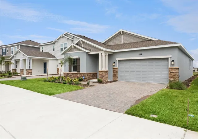 Homes for sale in Clermont, FL | 3012 Namaste Dr, Clermont, FL 34714 | MLS# G5113504