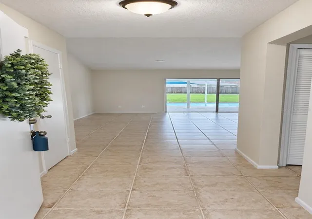 Photo 4 of Single family home for sale at 2658 Ceram Ave, Orlando, FL 32837 | MLS# S5151547 | Listing updated on 2026-10-12