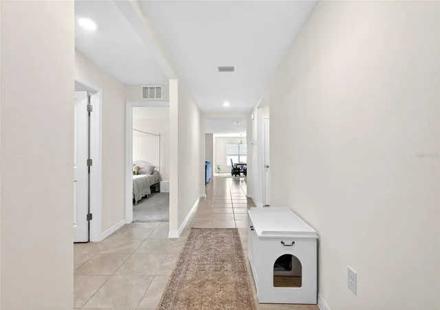 Photo 3 of Single family home for sale at 4716 SW 85th Place, Ocala, FL 34476 | MLS# O6415158 | Listing updated on 2026-10-20