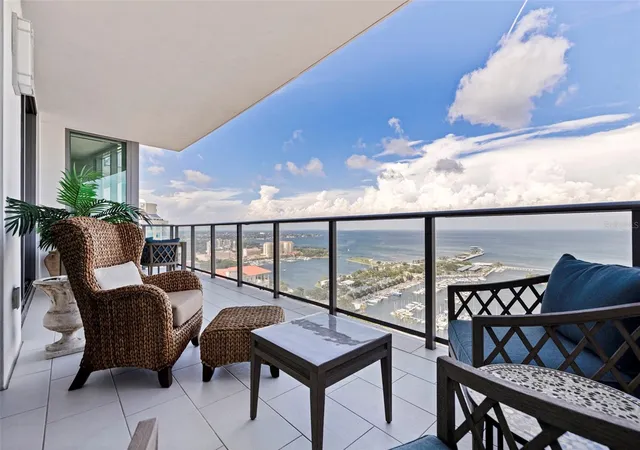 Photo 1 of Condo for sale at 100 1st Avenue N #2902, Saint Petersburg, FL 33701 | MLS# TB8517189 | Listing updated on 2026-08-04