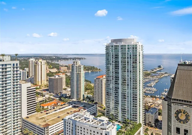 Photo 2 of Condo for sale at 100 1st Avenue N #2902, Saint Petersburg, FL 33701 | MLS# TB8517189 | Listing updated on 2026-08-04