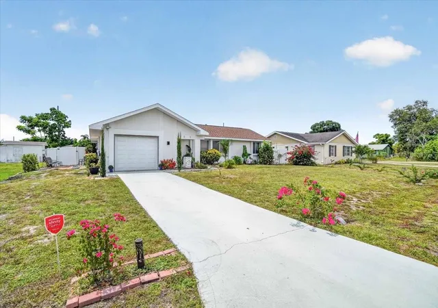Homes for sale in Port Charlotte, FL | 885 Fairfax Ter Nw, Port Charlotte, FL 33948 | MLS# A4696462
