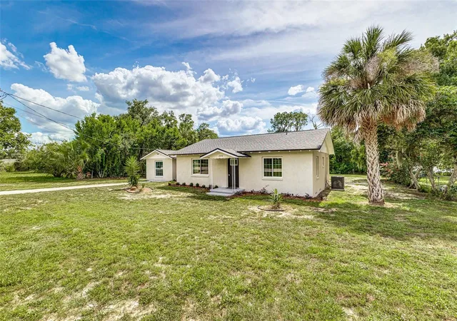 Homes for sale in Mulberry, FL | 1470 Carolina Ave, Mulberry, FL 33860 | MLS# L4962590