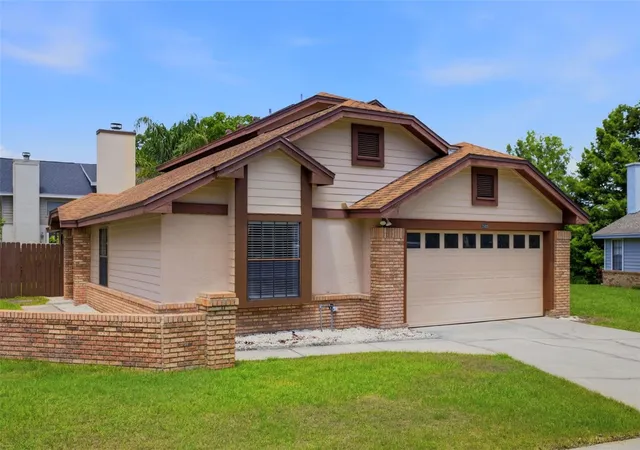 3rd image of 3500 Chatsworth Ln, Orlando, FL 32812 | MLS# G5113510