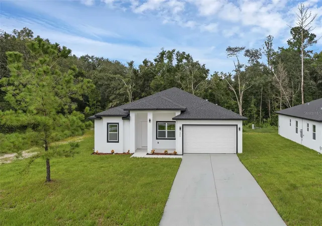 Photo 2 of Single family home for sale at 4775 Sw Wisteria Ct, Dunnellon, FL 34431 | MLS# O6415176 | Listing updated on 2026-06-16