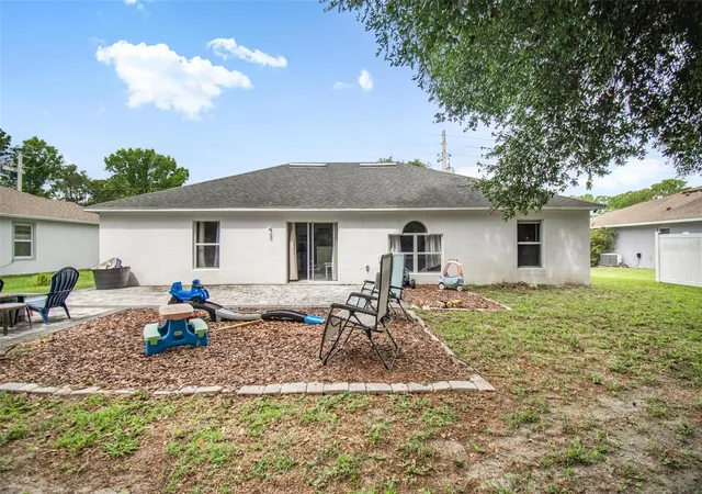 Photo 3 of Single family home for sale at 195 Parkview Dr, Palm Coast, FL 32164 | MLS# FC319143 | Listing updated on 2026-09-04