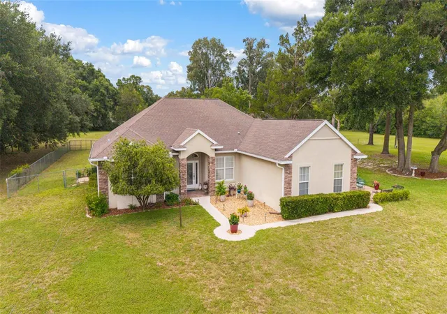 3rd image of 435 Ne 155Th Street Rd, Citra, FL 32113 | MLS# OM726276