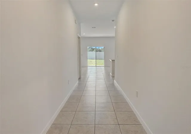 3rd image of 851 Pepple Crest Ln, Eagle Lake, FL 33839 | MLS# O6415195