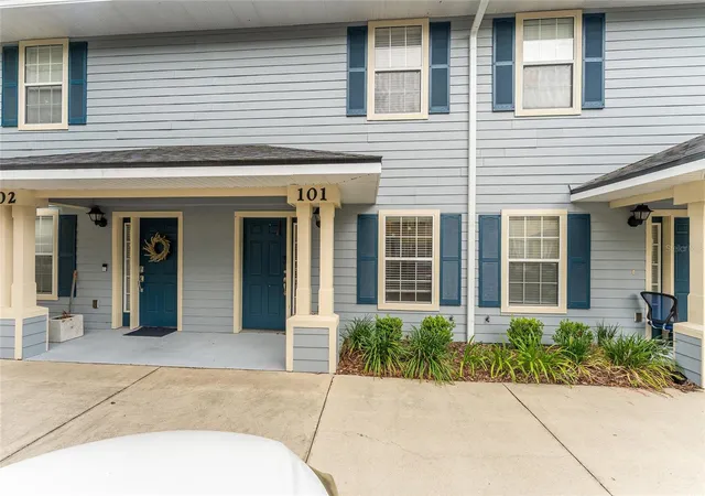 Listing Photo 4 - Condo for sale in building located at 2980 Sw 35Th Pl, GAINESVILLE, FL 32608 - Unit #101