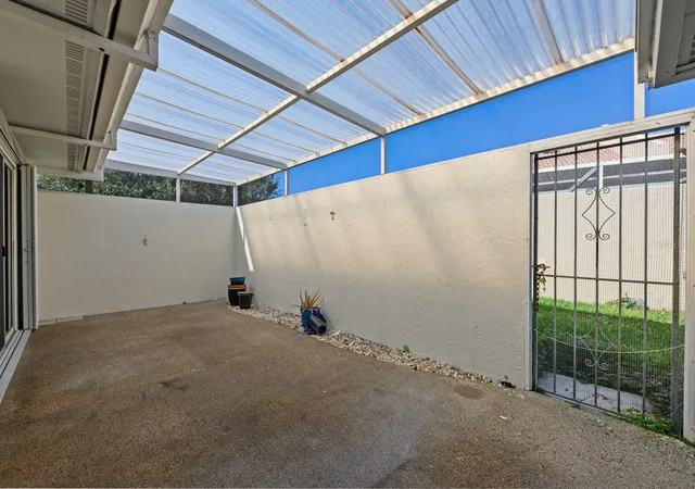 Photo 2 of Single family home for sale at 5528 37th Street E #5528, Bradenton, FL 34203 | MLS# A4696483 | Listing updated on 2026-06-10