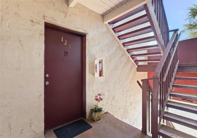 Photo 2 of Condo for sale at 3840 N Lake Dr #125, Tampa, FL 33614 | MLS# TB8517263 | Listing updated on 2026-08-03